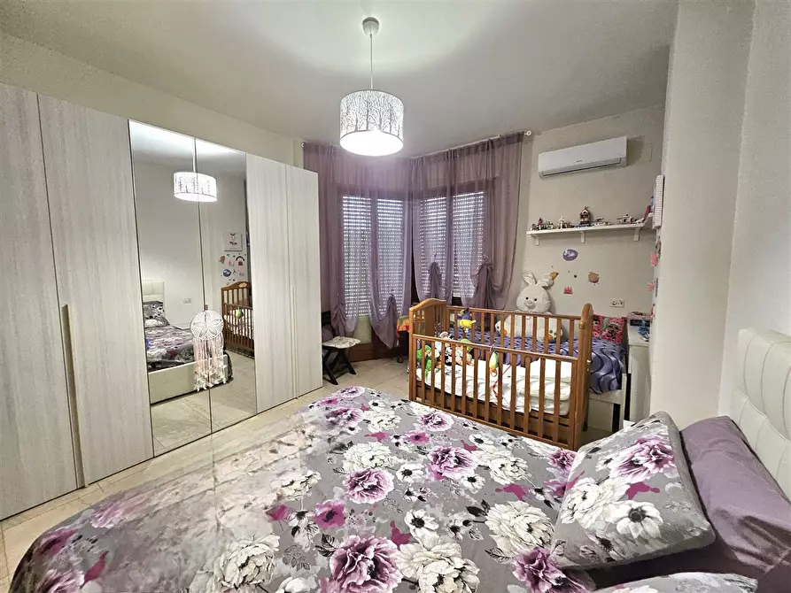 Immagine 15 di Appartamento in vendita  in Via ZINI, 1 a Massa