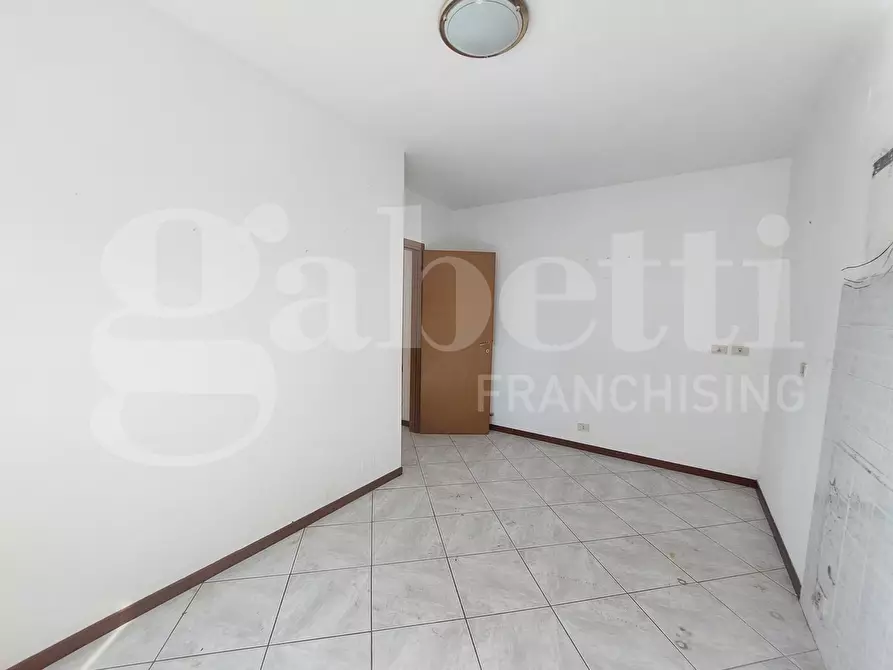 Immagine 42 di Palazzo in vendita  in Via Cesare Battisti, 163 a Alba Adriatica