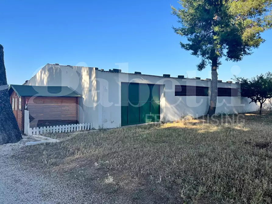 Immagine 17 di Ufficio in vendita  in Via ALBERTO SORDI, 4600 a Taranto