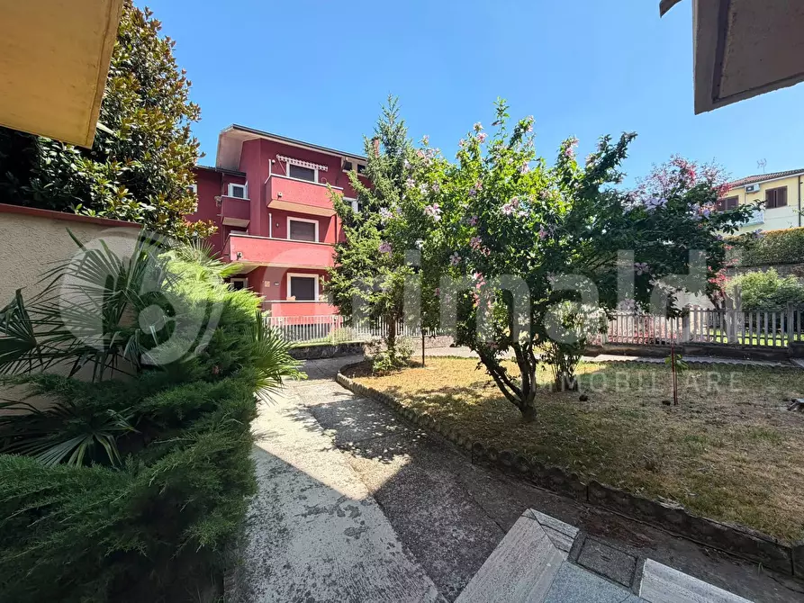 Immagine 4 di Appartamento in vendita  in Via Ugo Foscolo, 11 a Sant'angelo Lodigiano