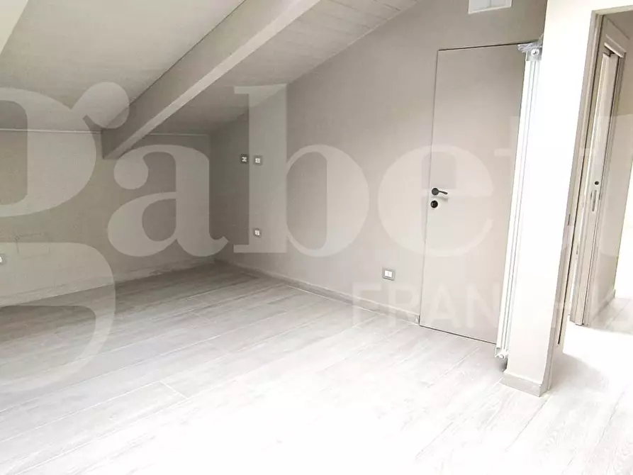 Immagine 10 di Appartamento in vendita  in Via arenaccia, 127 a Napoli