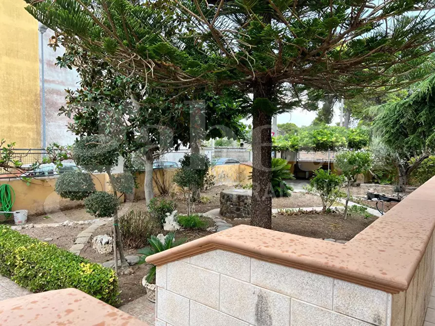 Immagine 25 di Casa bifamiliare in vendita  in Via PETUNIE, 2 a Taranto