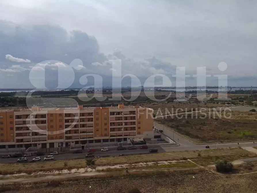 Immagine 16 di Appartamento in vendita  in Piazza G.B.TEDESCO, 8 a Taranto