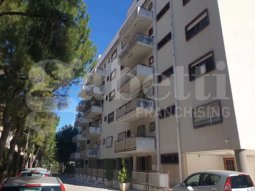 Immagine 39 di Appartamento in vendita  in Via SCHUMAN a Bari