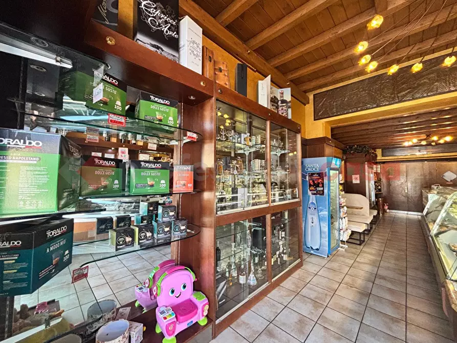 Immagine 2 di Attività commerciale in vendita  in Viale regina margherita, 13 a Anagni