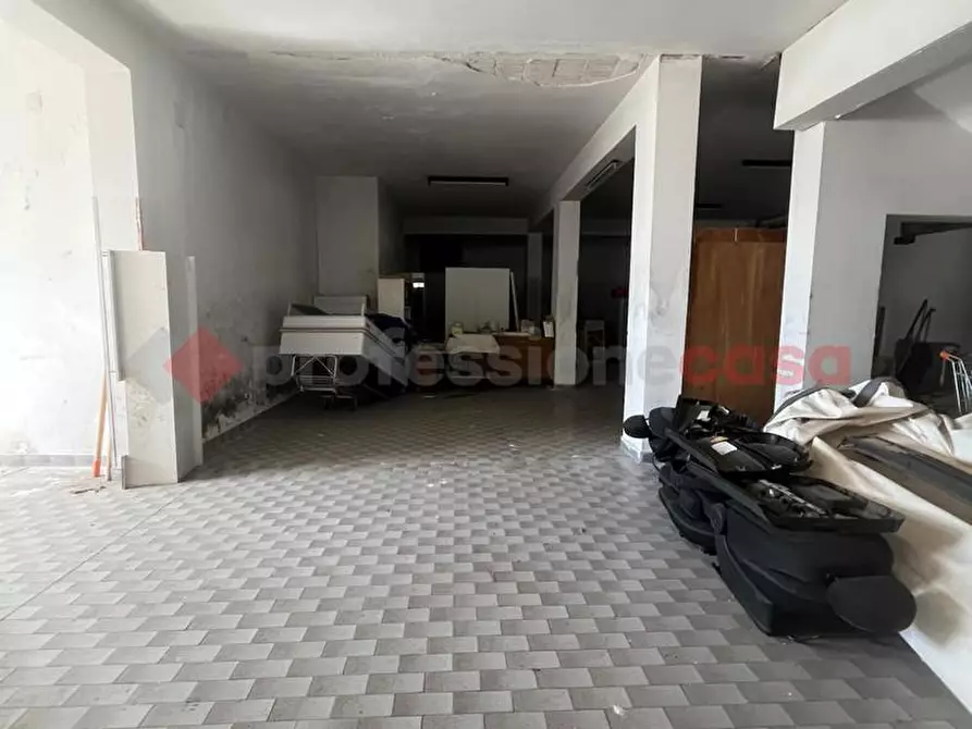 Immagine 4 di Negozio in vendita  in Via Giuseppe Di Vittorio, snc a Ostuni