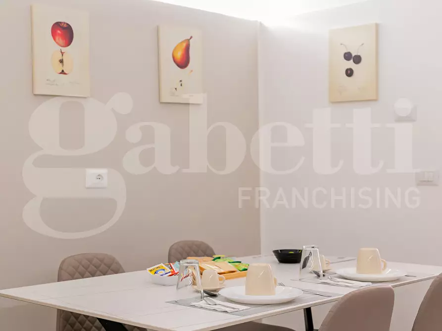 Immagine 10 di Appartamento in vendita  in Via NIZZA a Bari