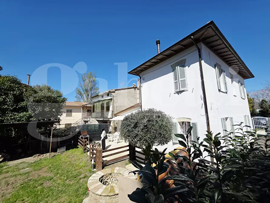 Immagine 4 di Casa indipendente in vendita  in Via BOSCHETTI, 11 a Bastia Umbra