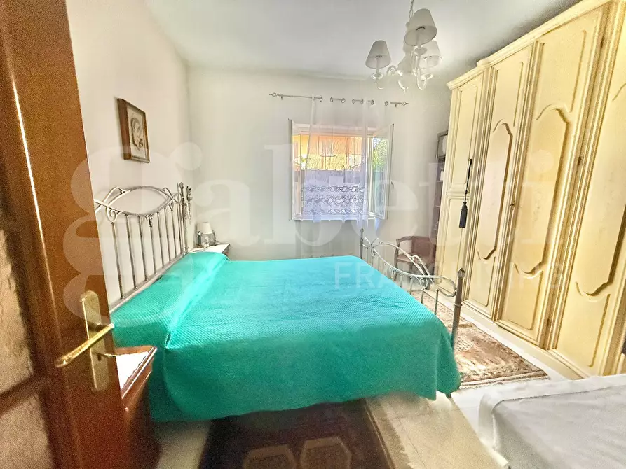 Immagine 21 di Villa in vendita  in Via G. Marconi II traversa, 59/E a Lamezia Terme