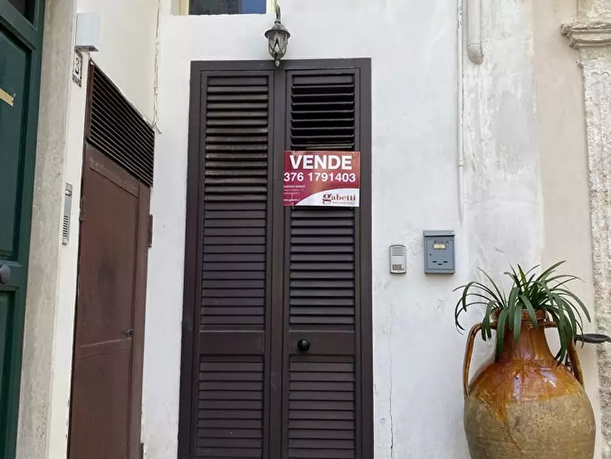 Immagine 1 di Casa indipendente in vendita  in Piazza San Giuseppe a Nardo'