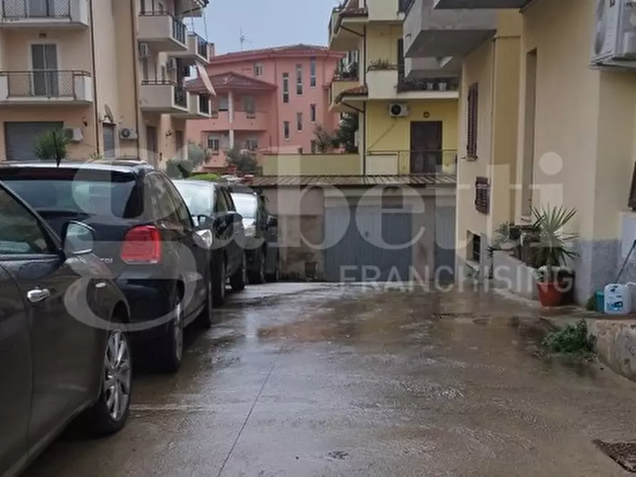 Immagine 3 di Magazzino in vendita  in Via Nazionale, 32 a Squillace