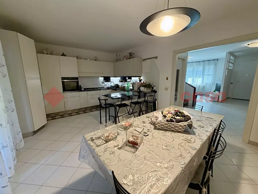 Immagine 13 di Terratetto in vendita  in Via dei Ciclamini a Capraia E Limite