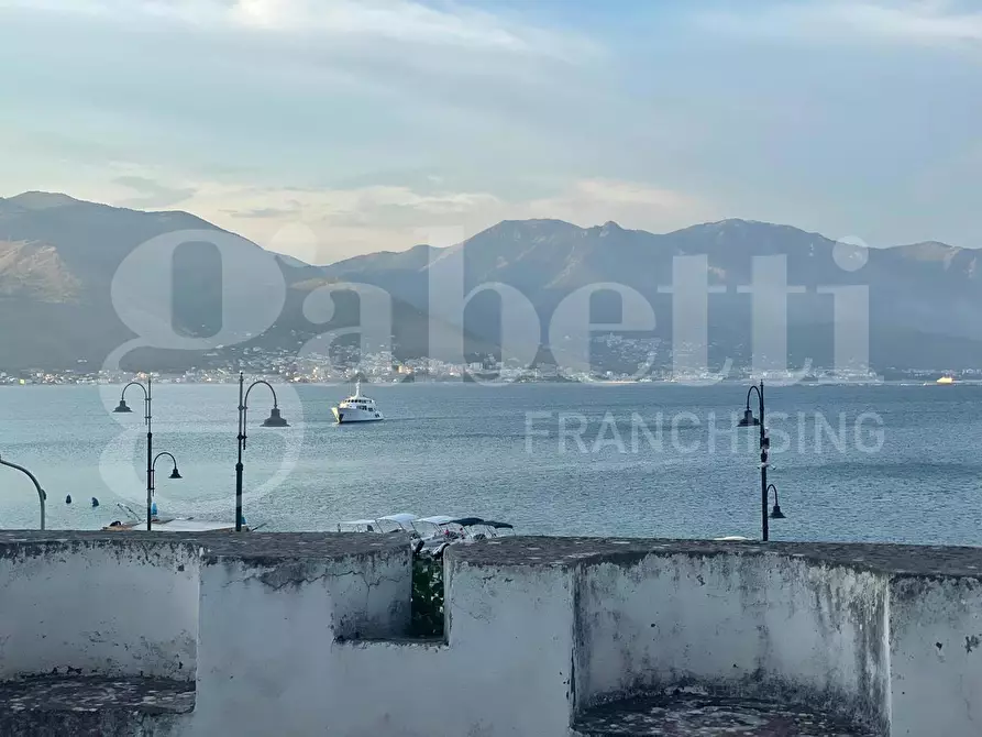 Immagine 17 di Attico in vendita  in Piazza Sebastiano  Conca, 5 a Gaeta