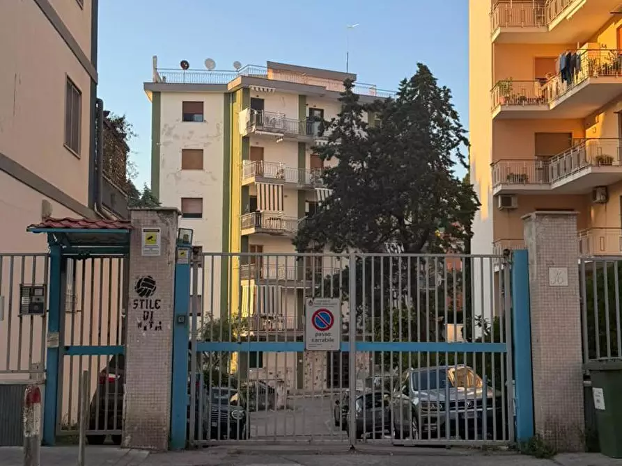 Immagine 1 di Appartamento in vendita  in Via Caravelli, 36 a Torre Annunziata