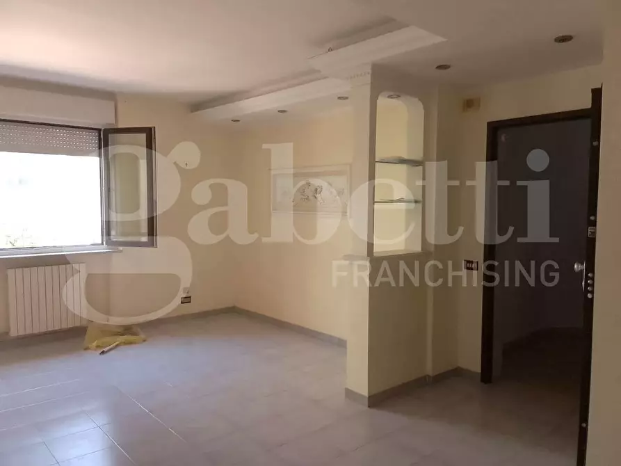 Immagine 13 di Appartamento in vendita  in Piazza G.B.TEDESCO, 6 a Taranto