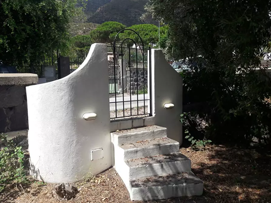 Immagine 24 di Casa indipendente in vendita  in Via Umberto I, 1 a Santa Marina Salina