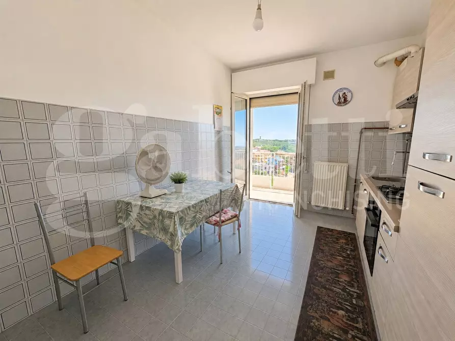 Immagine 3 di Appartamento in vendita  in Via nicola pompizi, 44 a Mosciano Sant'angelo