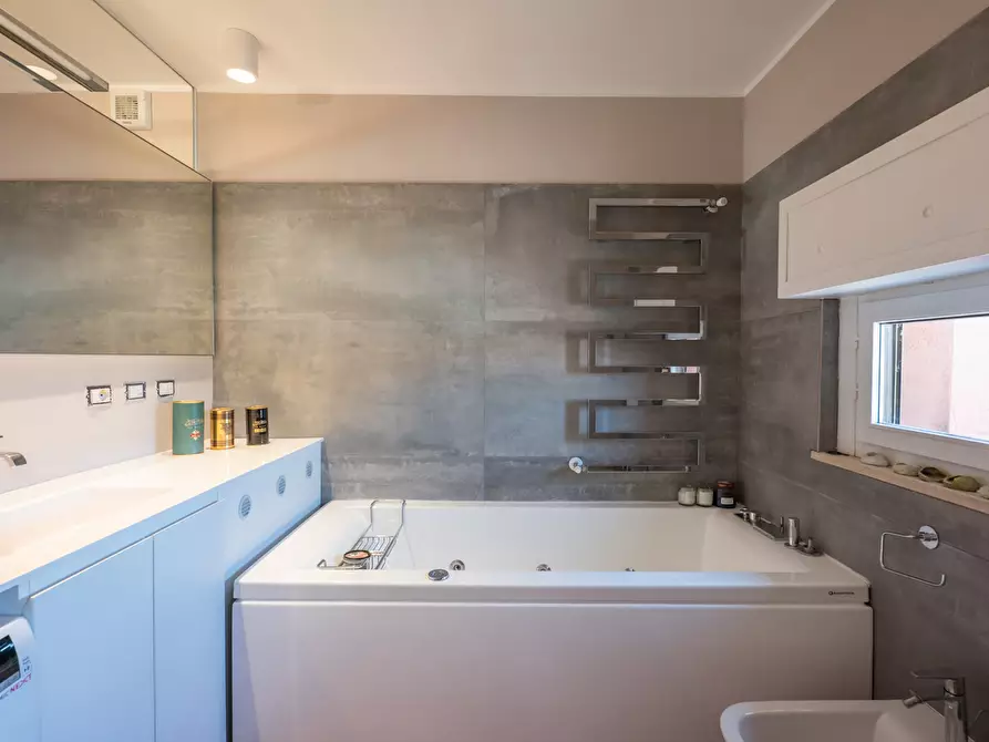 Immagine 42 di Appartamento in vendita  in Via Giovanni Battista Prandina, 30 a Milano