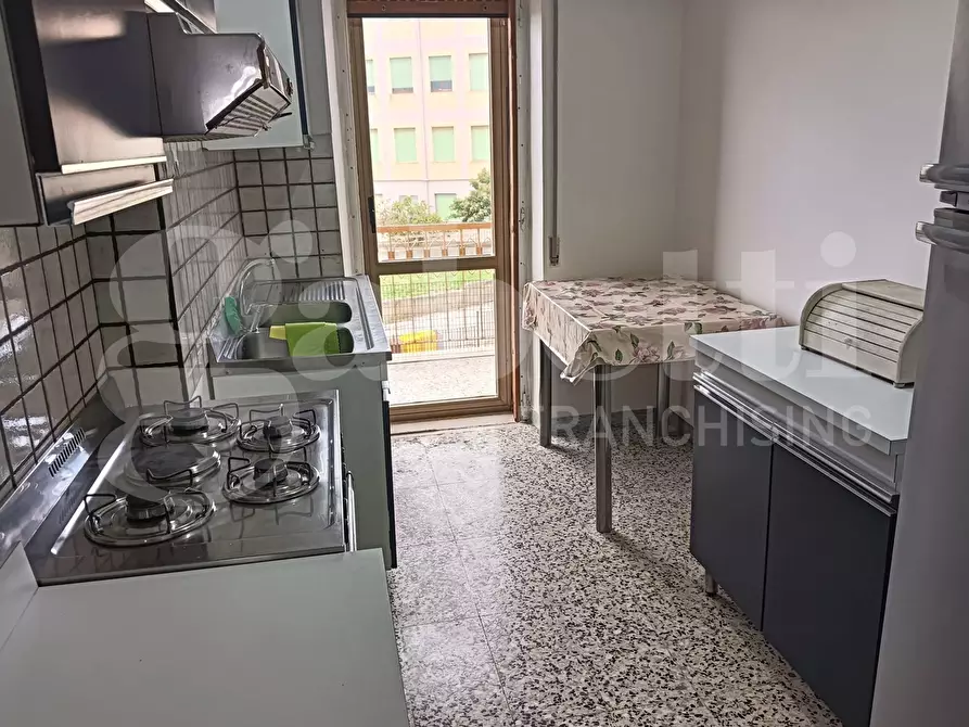 Immagine 8 di Appartamento in affitto  in Via GALEAZZO DI TARSIA, 17 a Catanzaro