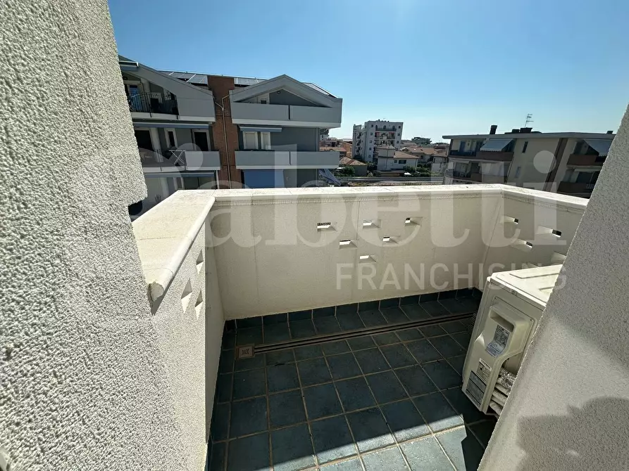 Immagine 9 di Appartamento in vendita  in Via Leonardo Da Vinci, 35 a Tortoreto