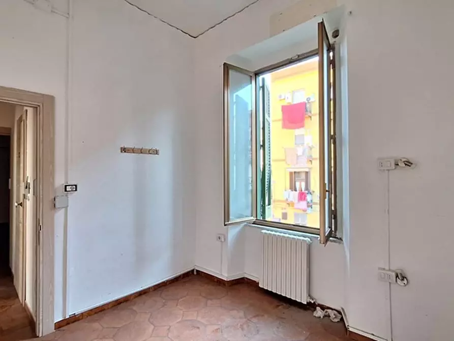 Immagine 30 di Villa in vendita  in Via Filippo Maria Briganti a Napoli