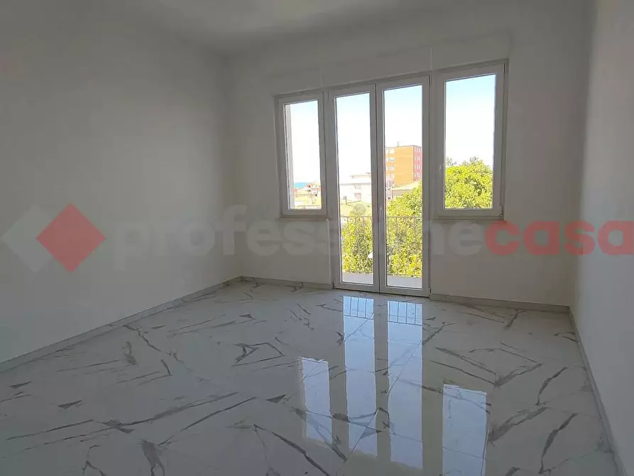 Immagine 19 di Appartamento in vendita  in Piazza Monte alla Rena a Rosignano Marittimo