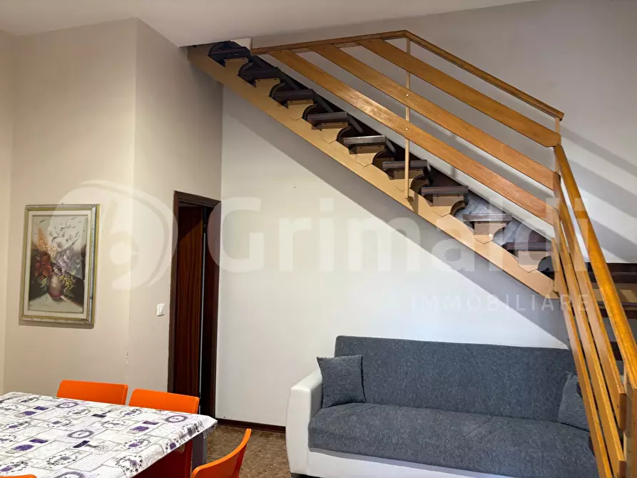 Immagine 1 di Villa in vendita  in Via Lido di Classe a Ravenna