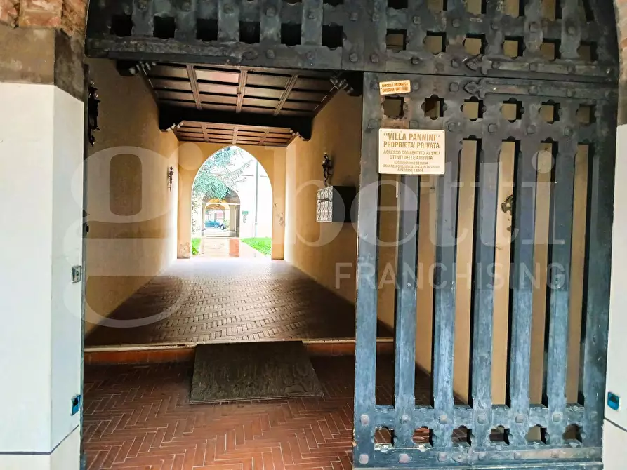 Immagine 10 di Ufficio in affitto  in Corso Guercino, 74 a Cento