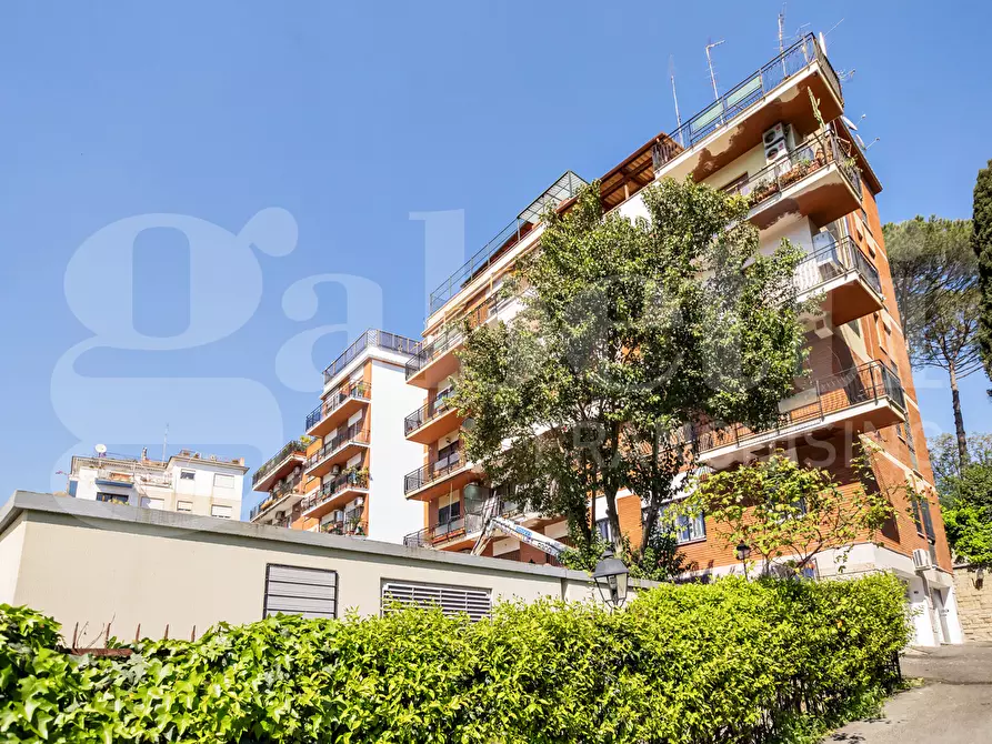 Immagine 41 di Appartamento in vendita  in Corso Francia a Roma