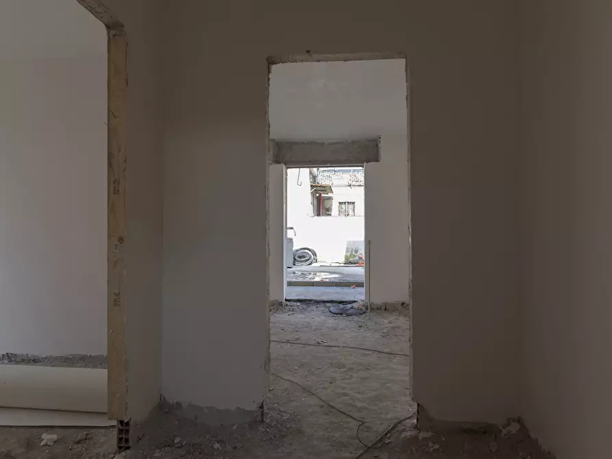 Immagine 13 di Appartamento in vendita  in Via San Michele, 60 a Napoli