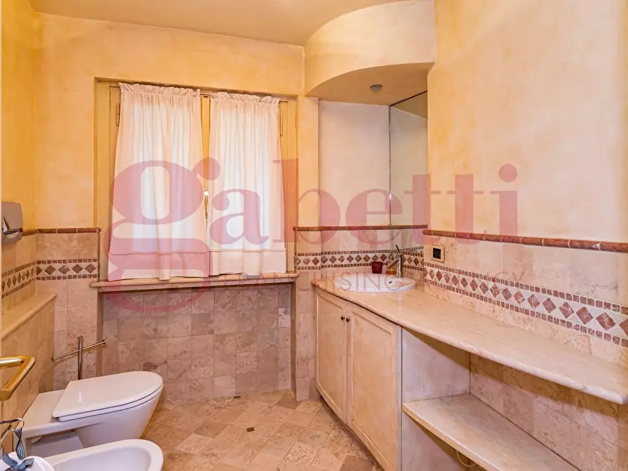 Immagine 22 di Villa in vendita  in Via Volturno, 22 a Bergamo