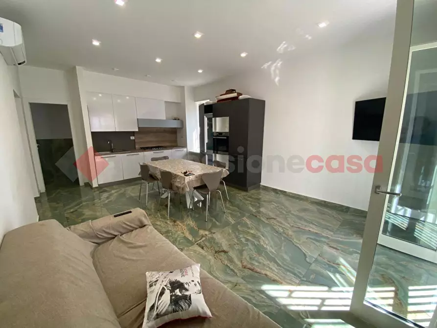 Immagine 12 di Appartamento in vendita  in Via Marechiaro a Mondragone