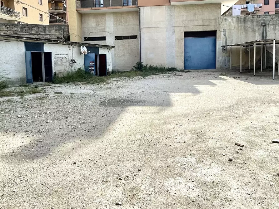 Immagine 1 di Capannone industriale in vendita  in Via luigi spagna, 50 a Siracusa