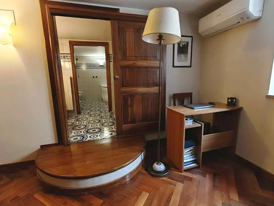 Immagine 21 di Appartamento in vendita  in Piazza della LibertÃ , 6 a Trani