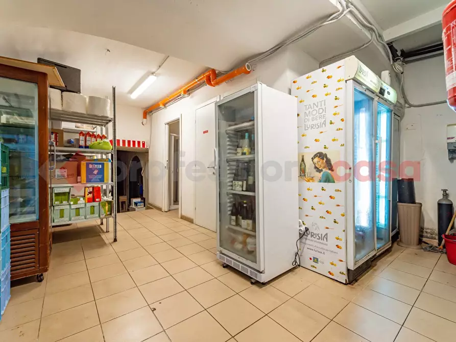 Immagine 28 di Bar / Ristorante in vendita  in Via Flavia a Roma