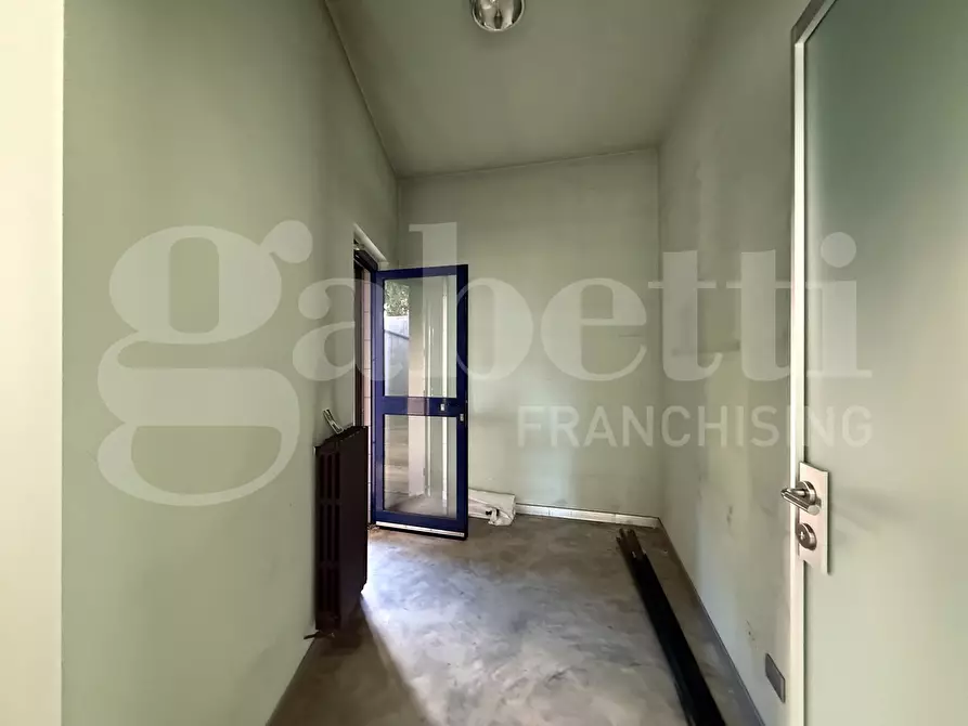 Immagine 20 di Negozio in affitto  in Via Roma, snc a Lurago D'erba