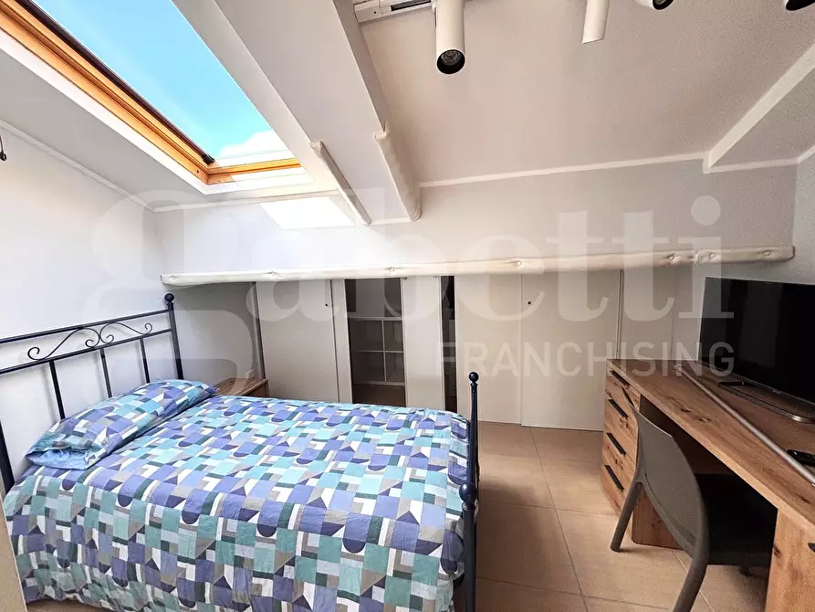 Immagine 11 di Appartamento in vendita  in Corso Giuseppe Garibaldi a Napoli