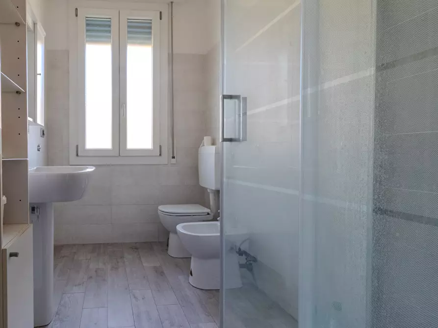 Immagine 14 di Appartamento in vendita  in Via Lazio, 5 a Bologna