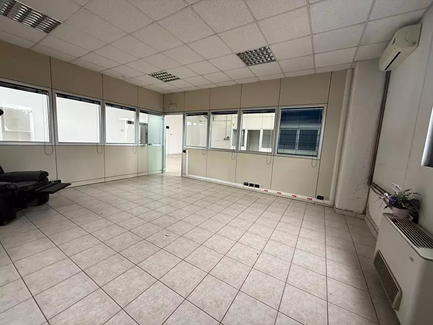 Immagine 10 di Capannone industriale in vendita  in Via camillo bozza, 8 a Corciano