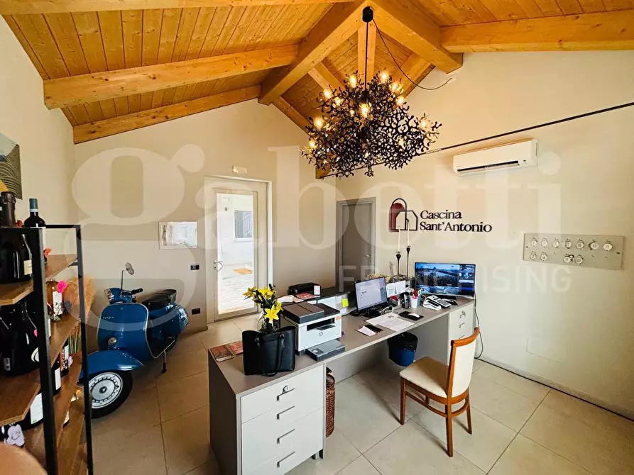 Immagine 38 di Rustico / casale in vendita  in Via Agostino Morando a Roddi