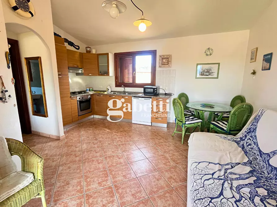 Immagine 12 di Appartamento in vendita  in Via Ulisse, 7 a Budoni