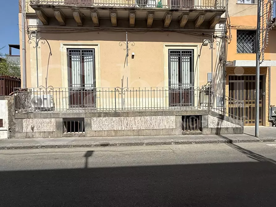 Immagine 1 di Appartamento in vendita  in Via Firenze Cannizzaro, 68 a Aci Castello