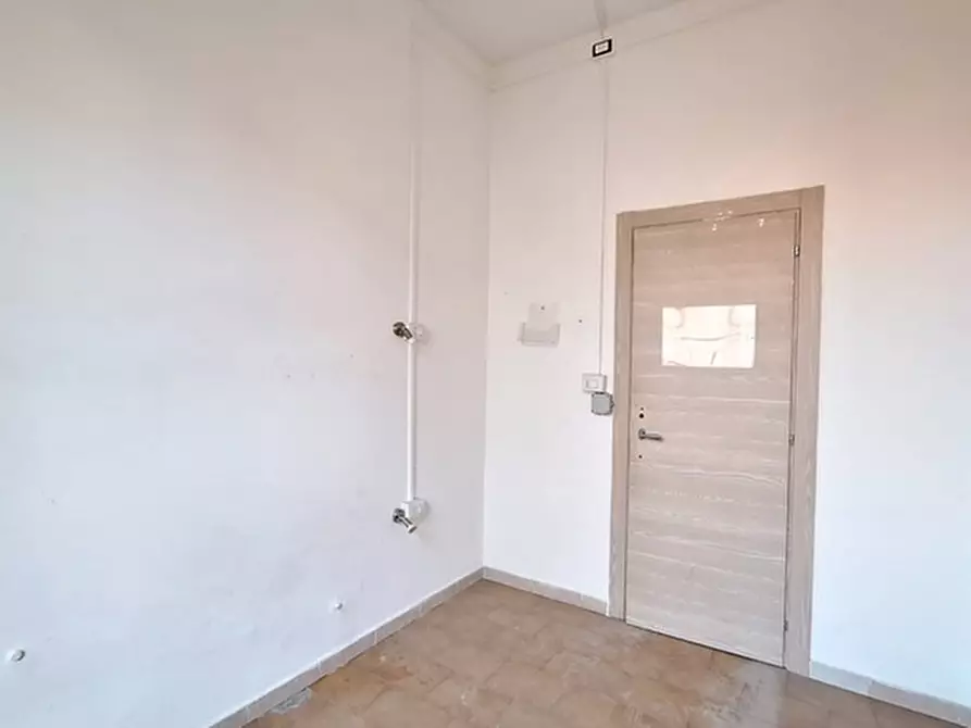 Immagine 20 di Villa in vendita  in Via Filippo Maria Briganti a Napoli