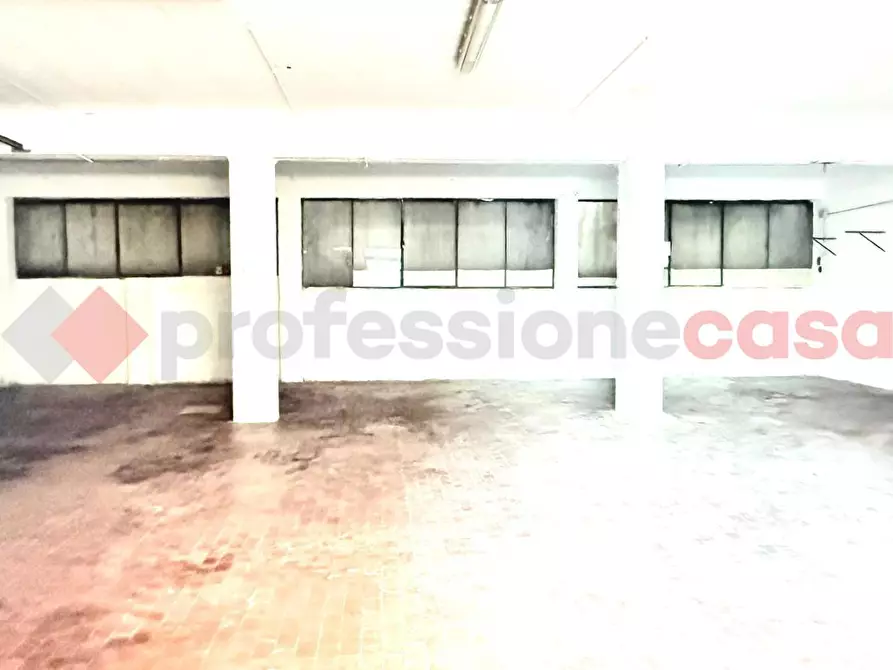 Immagine 11 di Magazzino in vendita  in Via Enrico Mattei, 22 a Bologna