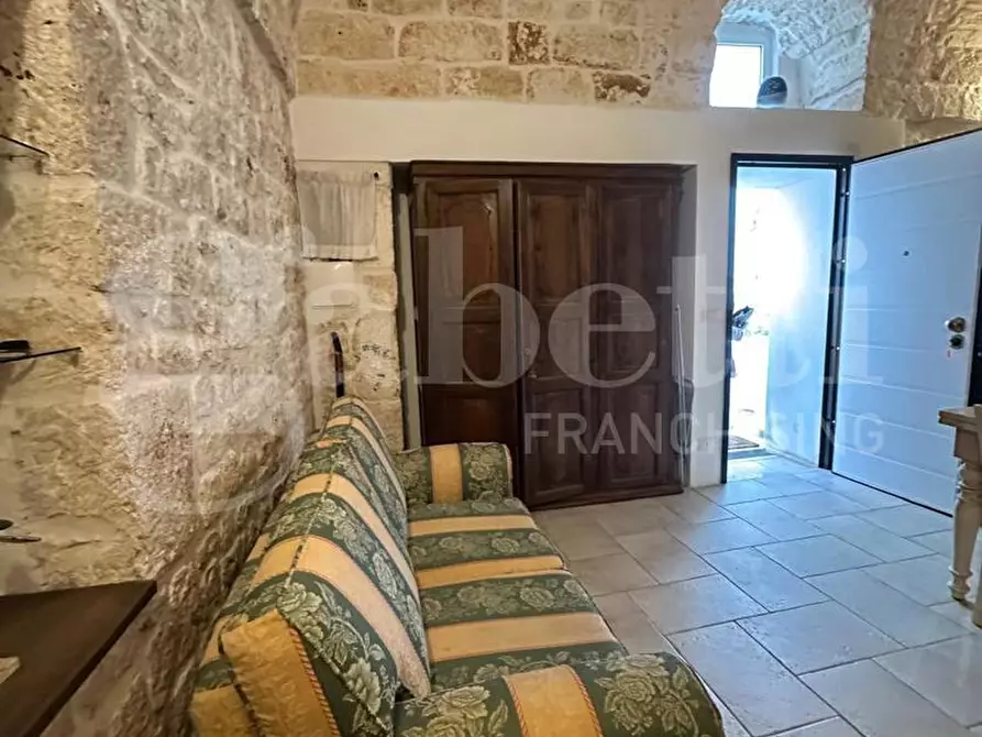Immagine 3 di Casa indipendente in vendita  in Via Guiscardi a Ostuni