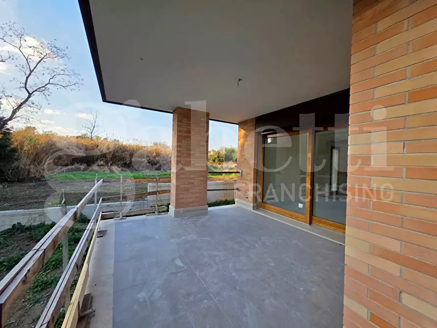 Immagine 38 di Villa in vendita  in Vicolo Del Conte, 70 a Roma
