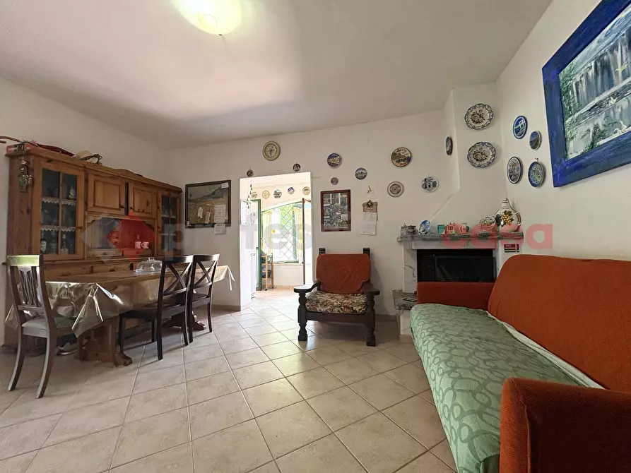 Immagine 4 di Casa bifamiliare in vendita  in Via RESIDENCE RIVA DEL FUEGO, 32 a Terracina