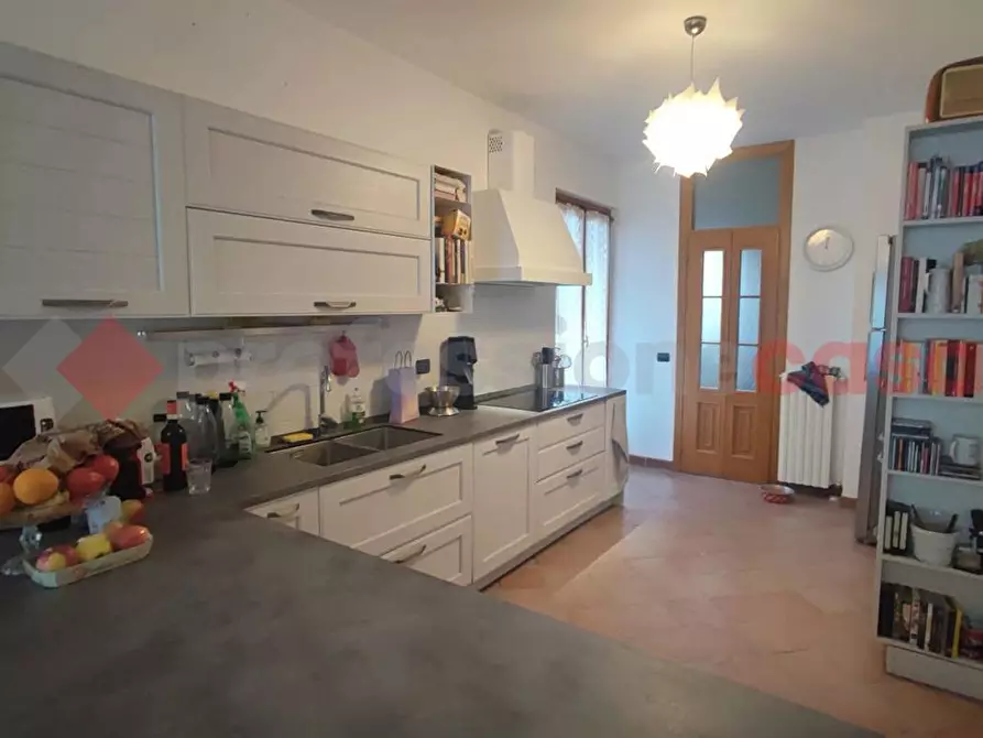 Immagine 8 di Appartamento in vendita  in Via NiccolÃ² Paganini, 72 a Locate Di Triulzi