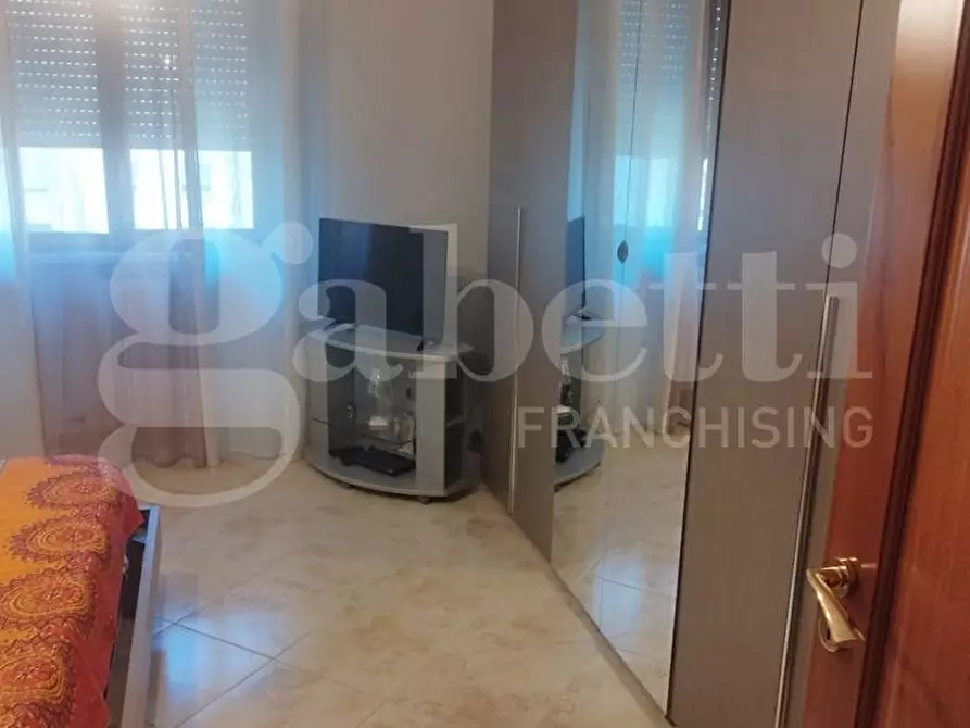 Immagine 11 di Appartamento in vendita  in Piazza SANDRO PERTINI, 5 a Taranto