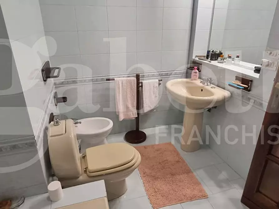 Immagine 21 di Appartamento in vendita  in Via R. SCHUMAN a Bari